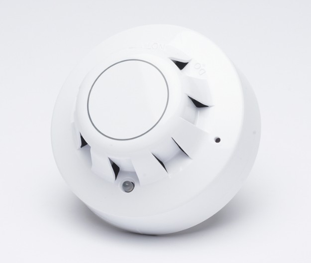 Picture of Mardome Smoke Vent AOV Polycarbonate Dome Rooflight